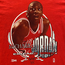 Load image into Gallery viewer, 90s Michael Jordan Chicago Bulls T-Shirt

